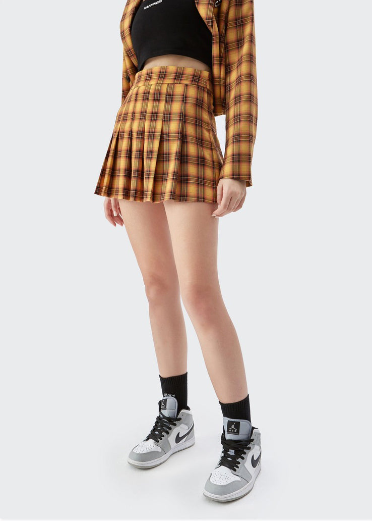 CM.Yellow&Red Skirts