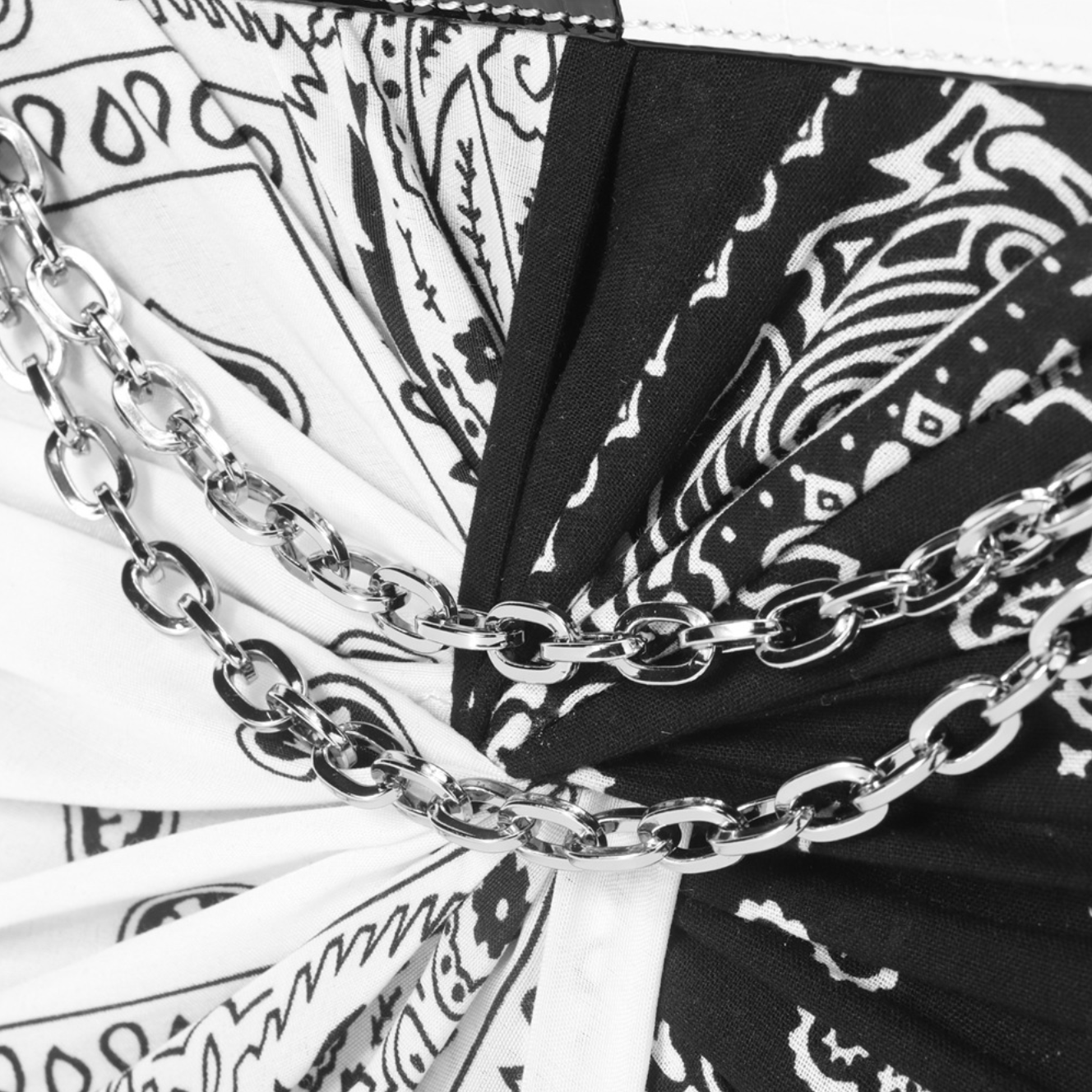 B&W Sewing Handbag