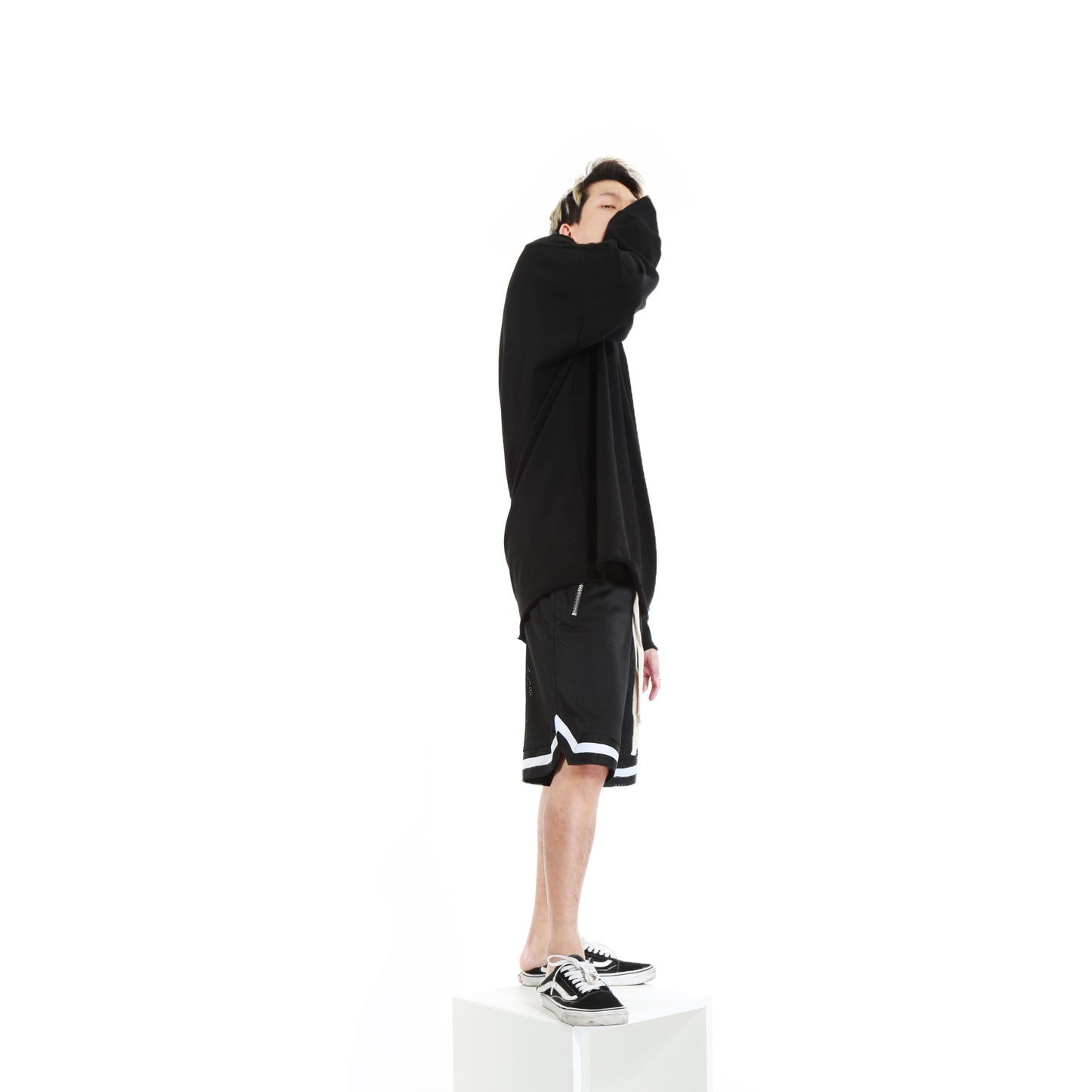 STRIPED BLACK TRACK SHORT